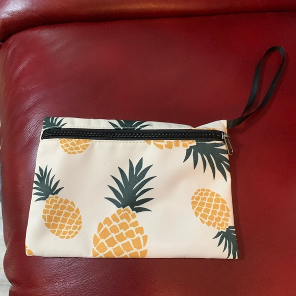 New! ETidy Large Foldable Pineapple Beach Bag Tote W/Pouch Waterproof Sandproof - Picture 12 of 14